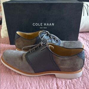 Cole Haan Men's Gray and Navy Oxfords